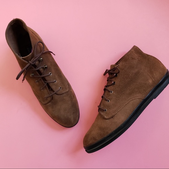 keds chukka suede